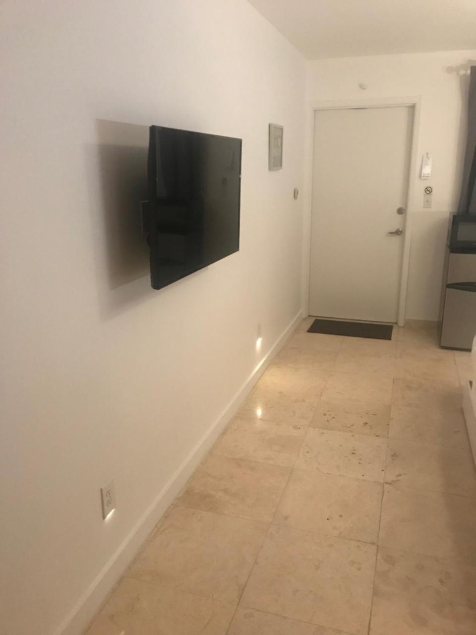 Wave Beach Vacation Rentals Помпано Бийч Екстериор снимка