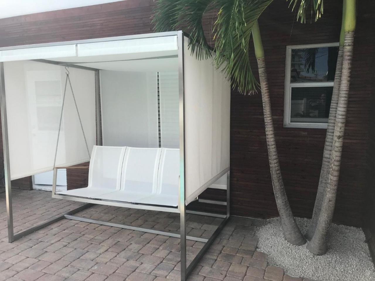 Wave Beach Vacation Rentals Помпано Бийч Екстериор снимка
