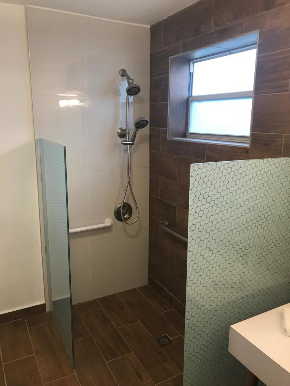 Wave Beach Vacation Rentals Помпано Бийч Екстериор снимка